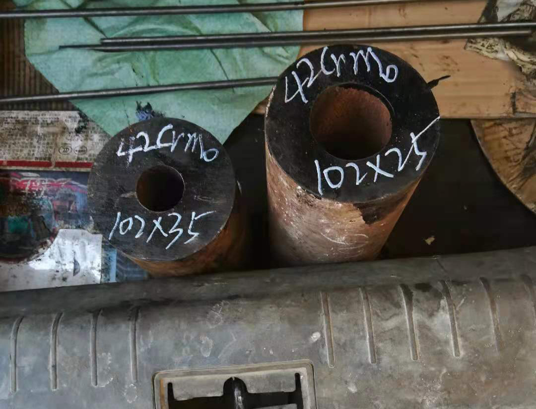 42CrMo高压合金钢管